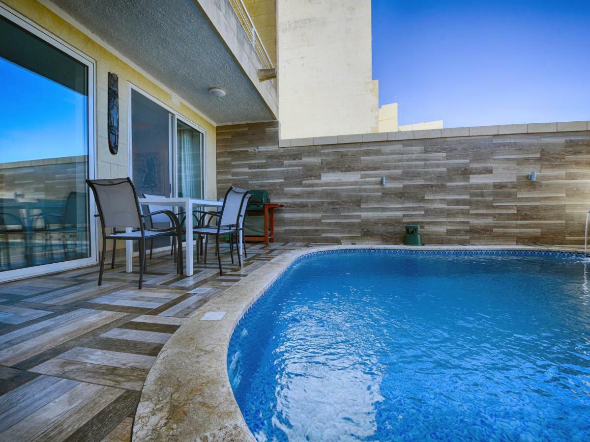 Anthony'S Maisonette Villa Qala Luaran gambar
